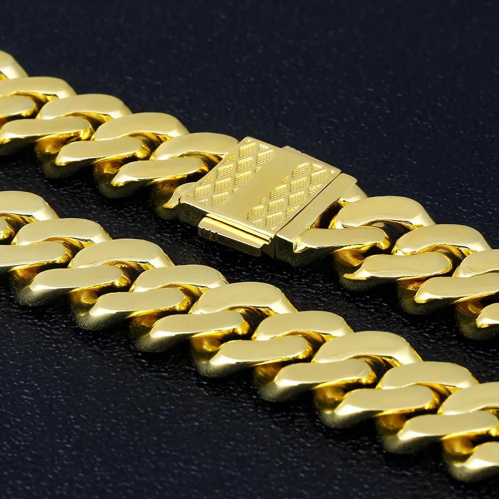 FROSTED CUBAN LINK NECKLACE