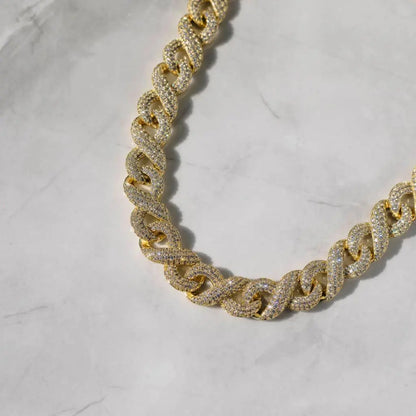 DIVINE CRYSTAL POLISHED CHAIN