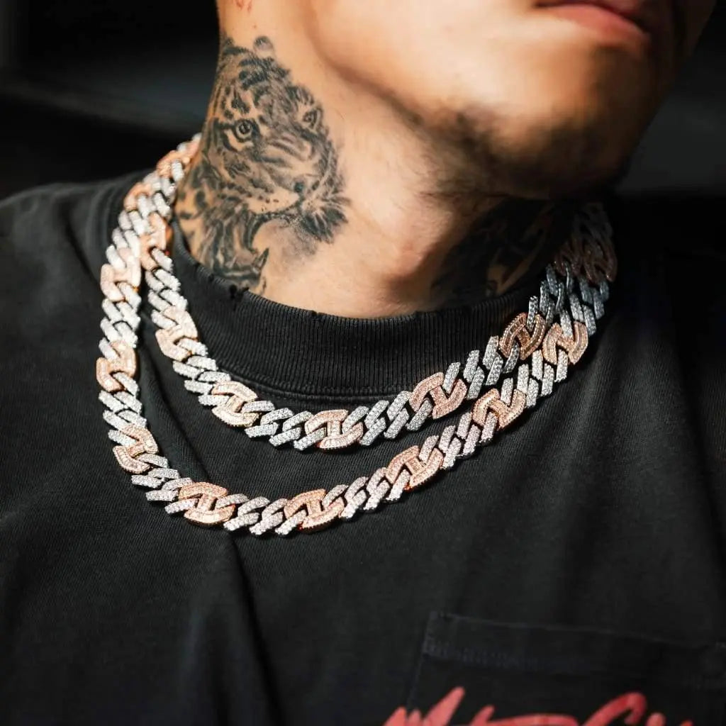 LUXE BAGUETTE CUFF CHAIN