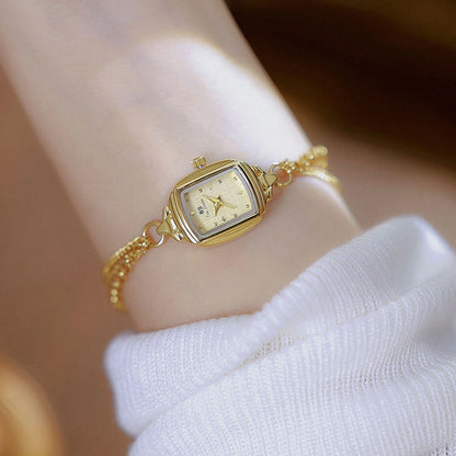 DELUXE GOLD BRACELET WATCH