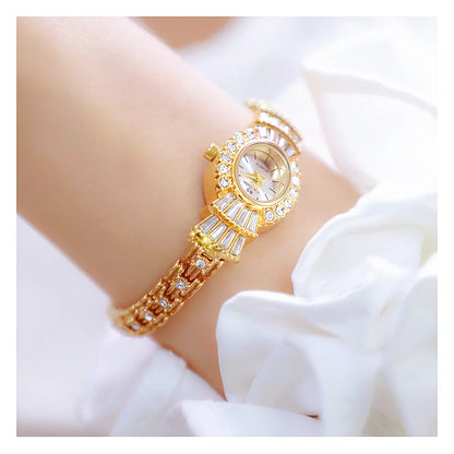 ELEGANT GOLD BRACELET WATCH