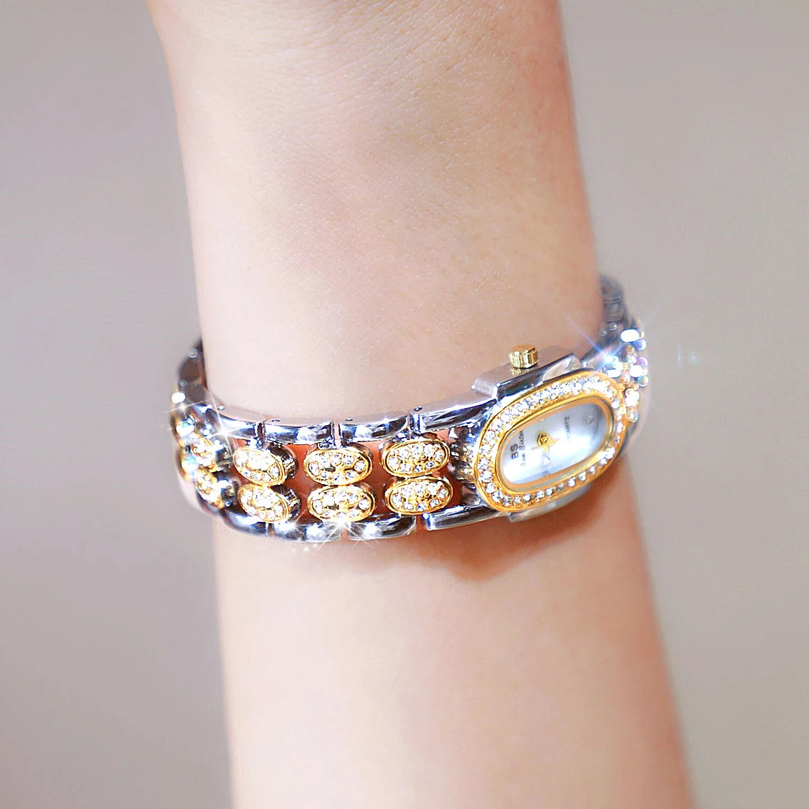 LADY GOLD BRACELET WATCH