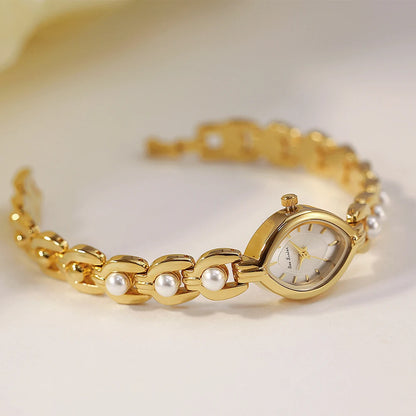 BELLE GOLD BRACELET WATCH